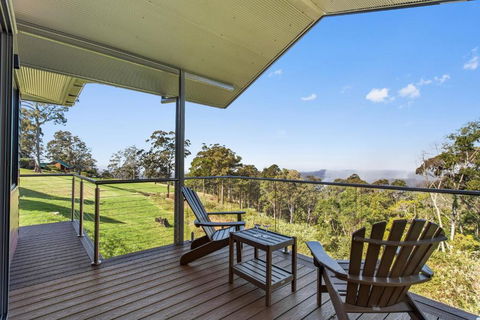 Tranquillity At Ravensbourne Escape - Whitsundays Accommodation 1