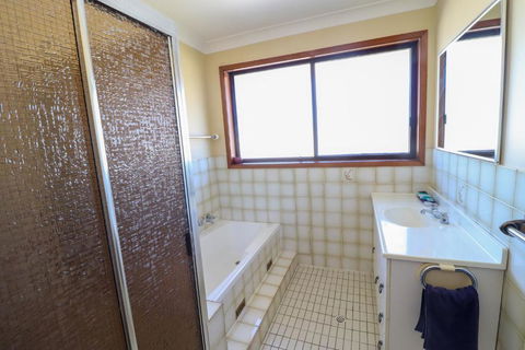 Anglers Abode - Whitsundays Accommodation 2