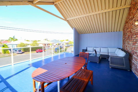 Anglers Abode - Whitsundays Accommodation 6