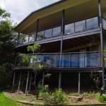 Cooinda 17 Dulconghi Street - Whitsundays Accommodation 0