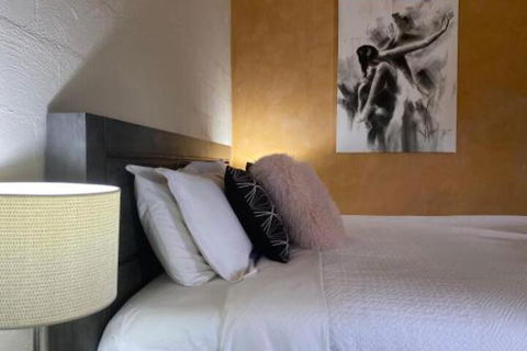 Double Nut Chalets Daylesford - Whitsundays Accommodation 7