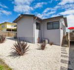 Bircoo Cottage Beach  Golf Getaway - Whitsundays Accommodation