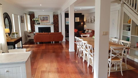 Bowral Escape - Whitsundays Accommodation 6