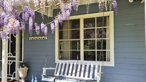 Bowral Escape - Whitsundays Accommodation 2