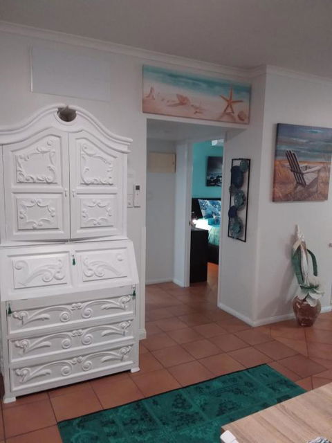 Jackies Holiday Apartment - Whitsundays Accommodation 5