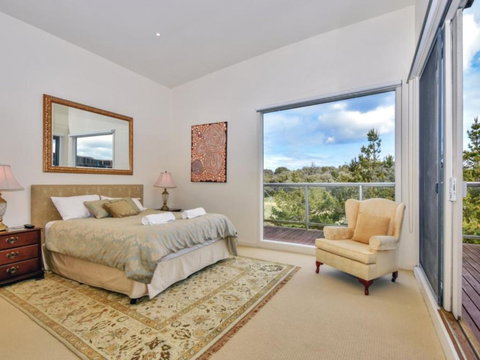 Golfers Paradise By The Beach - Whitsundays Accommodation 3