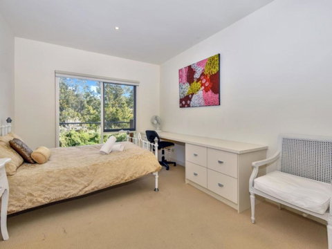 Golfers Paradise By The Beach - Whitsundays Accommodation 2