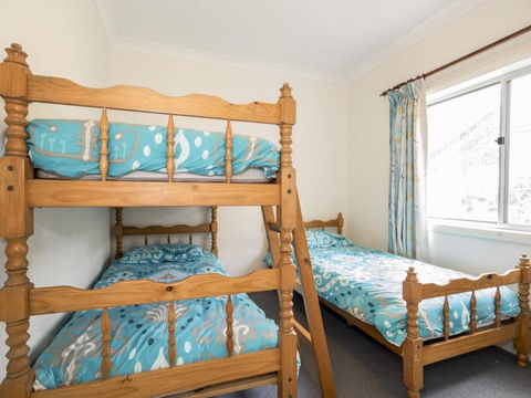 Sea Spray Apartments Unit 4 - Whitsundays Accommodation 5