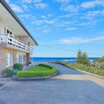 Toowoon Bay Beachside Unit Unit 4 - Whitsundays Accommodation 0