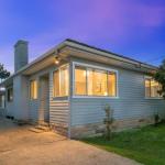 The Entrance North Lakeside Cottage - Whitsundays Accommodation 0