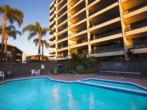 St Tropez Unit 9 The Entrance NSW - Whitsundays Accommodation 1