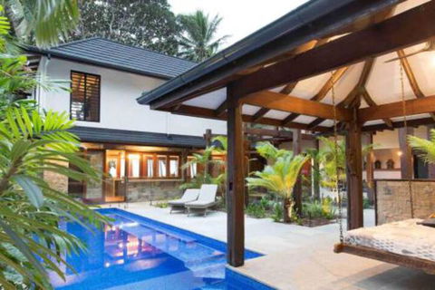 Spice At Oak Award Winning Luxury Absolute Oceanfront House Oak Beach Near Port Douglas - Whitsundays Accommodation 0