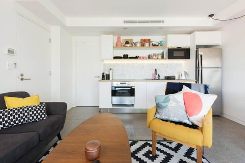 Scandi Beach Apartment - Whitsundays Accommodation 2