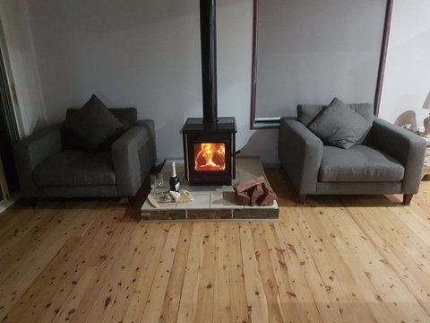 Paradise By The Beach - Whitsundays Accommodation 5