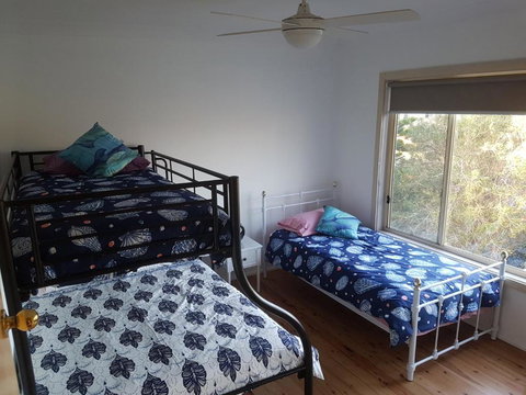 Paradise By The Beach - Whitsundays Accommodation 3