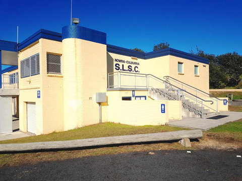 Paradise By The Beach - Whitsundays Accommodation 1