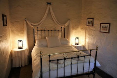 Griffiths Cottage - Whitsundays Accommodation 0