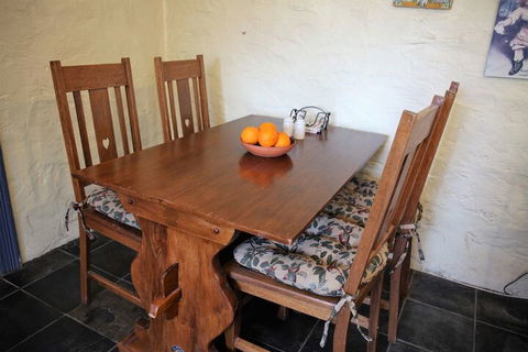 Griffiths Cottage - Whitsundays Accommodation 6