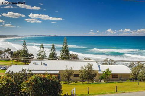 Bonny Beach House Holiday Accommodation With Pool - Whitsundays Accommodation 4