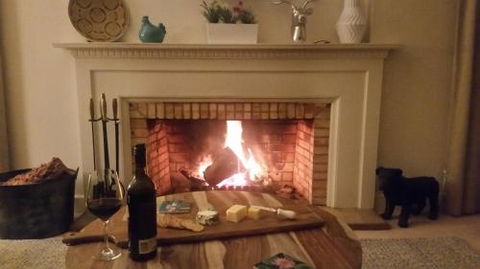 Lake House Benalla - Whitsundays Accommodation 2