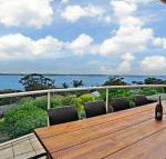 The Bay 25 Wallawa Rd huge home with aircon spectacular views  chromecast - Whitsundays Accommodation