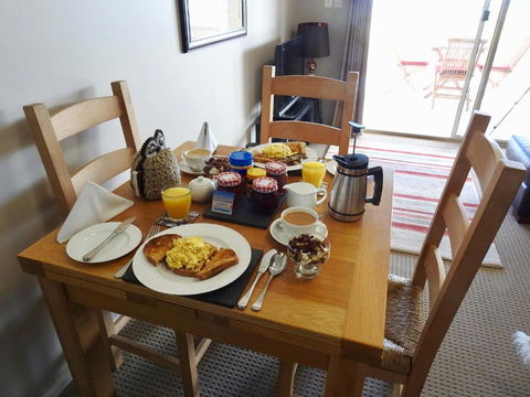 Rezare House Bed & Breakfast - Whitsundays Accommodation 6