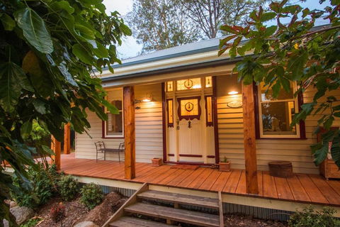 The Oaks Lilydale Accommodation - Whitsundays Accommodation 1