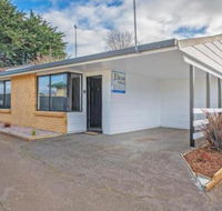 Elkie Villa 2 Bedroom Unit Burnie - Whitsundays Accommodation