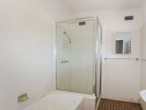 Yamba Pilot Cottage 1 Pets Welcome Close To Beach - Whitsundays Accommodation 3