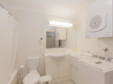 Horizons 213 / 10 Kosciuszko Road - Whitsundays Accommodation 4