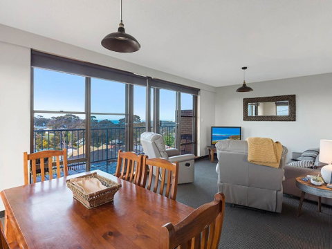 Sheridan Court On Wagonga - Whitsundays Accommodation 2