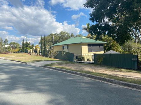 Eatons Hill Hidden Valley Retreat - Whitsundays Accommodation 1