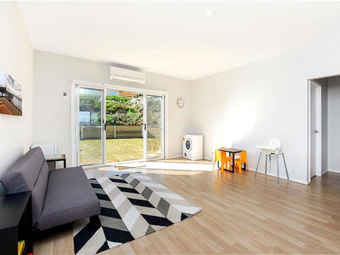 High Tide Wallaroo Beachfront Property Pet Friendly - Whitsundays Accommodation 6