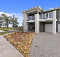 Bunya by The Sea - Whitsundays Accommodation
