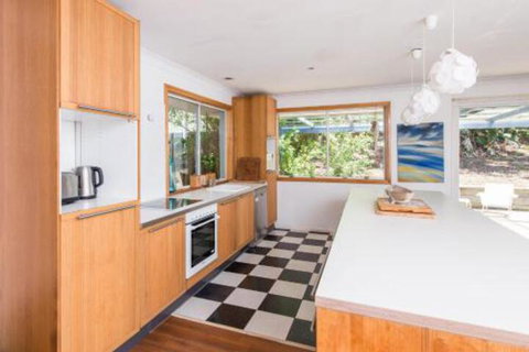 Palm Beachhouse - Whitsundays Accommodation 7