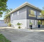 Middle Sea perfect for two families - Whitsundays Accommodation