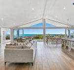 Dayz Dreamin pool gas fireplace  beachfront - Whitsundays Accommodation