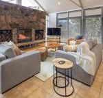 Silvertop Chalet - Whitsundays Accommodation