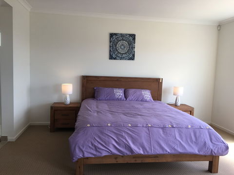 Apple House Point Cook - Whitsundays Accommodation 5