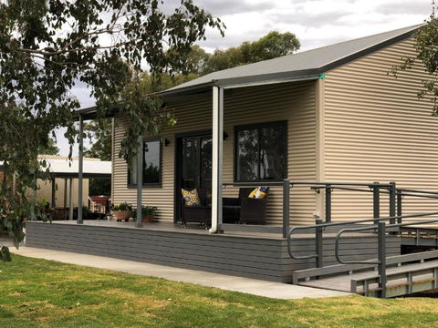 Appleyard BnB - Whitsundays Accommodation 1