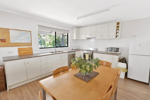 Sakseide House - Whitsundays Accommodation 6