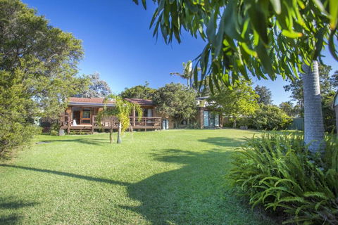 Family Paradise - Whitsundays Accommodation 5
