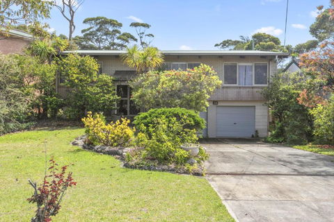 Mollymooks Tee To Sea 19 Buchan Street - Whitsundays Accommodation 6
