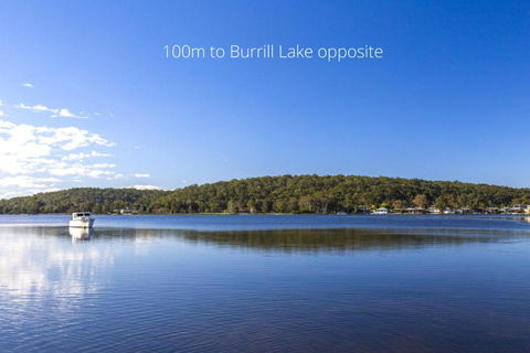 Elevated Views At Burrill Lake 17 Canberra Cres - Whitsundays Accommodation 1