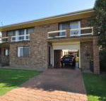 Flat 1 / 15 Dalmeny Drive - Whitsundays Accommodation