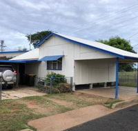 Gumby Gumby Cottage - Whitsundays Accommodation
