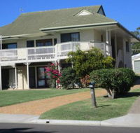 The Sun  the Sea in Hervey Bay - Whitsundays Accommodation