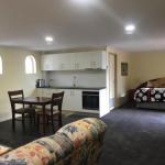 Tinder Lodge Studio - Whitsundays Accommodation 1
