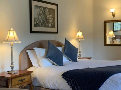 Delderfield Cottages - Whitsundays Accommodation 5