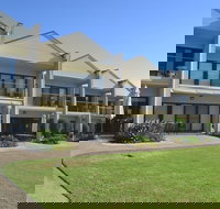 Elsinor Townhouse 4 Mulwala - Whitsundays Accommodation